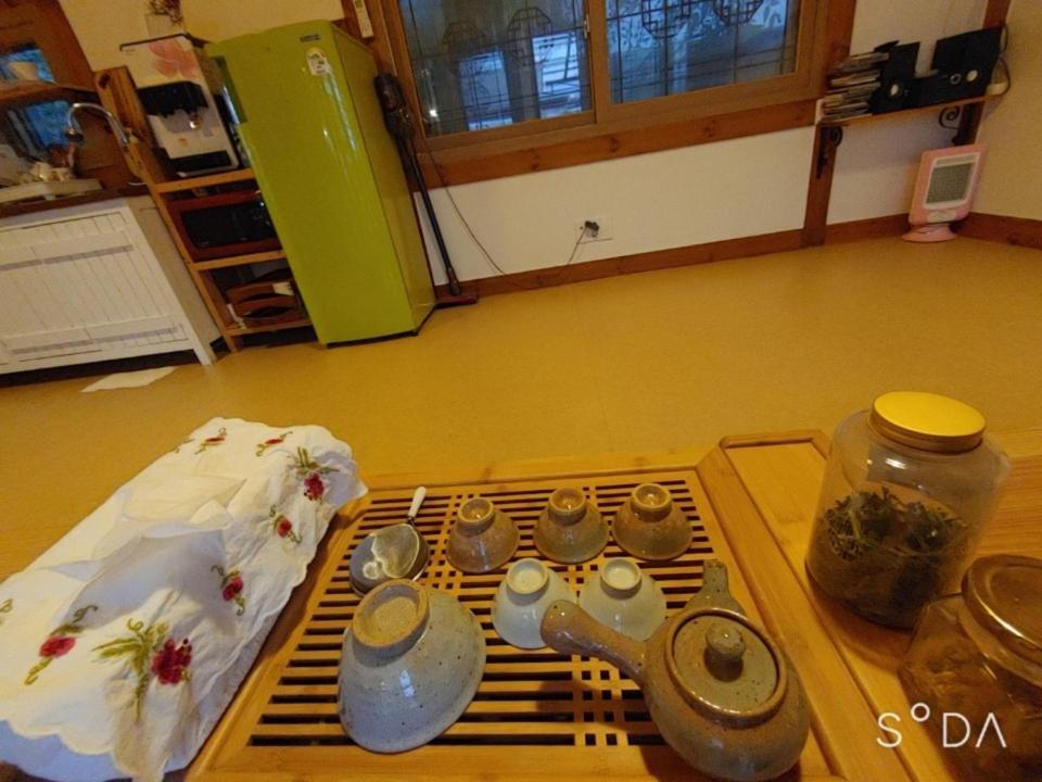 Yujeong Hanok Guesthouse Mokpo Esterno foto